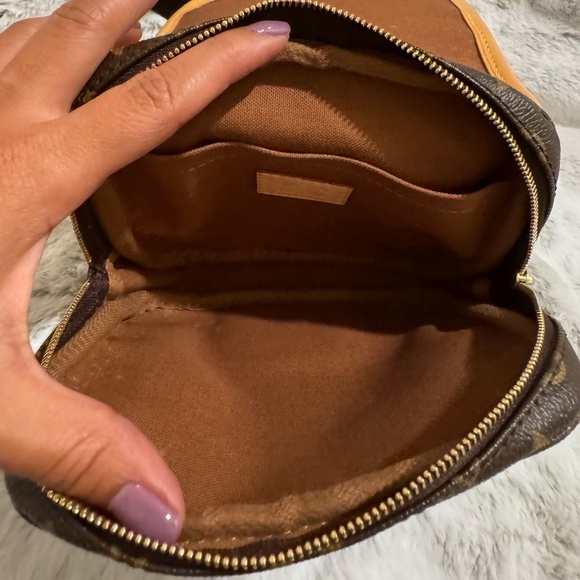 Louis Vuitton Monogram Bosphore Bum Bag Fanny Pack Belt Bag.   P0007 - Picture 11 of 14
